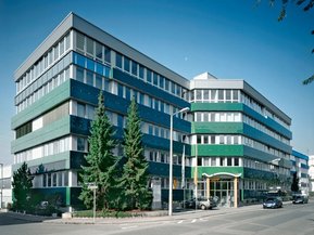Unternehmen -Erfolgsgeschichte Lapp-Center Sitz-Lapp-Holding 2 Unternehmen -Erfolgsgeschichte Lapp-Center Sitz-Lapp-Holding 2